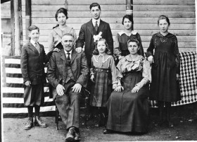 Raffaele Genetti and Family 1916